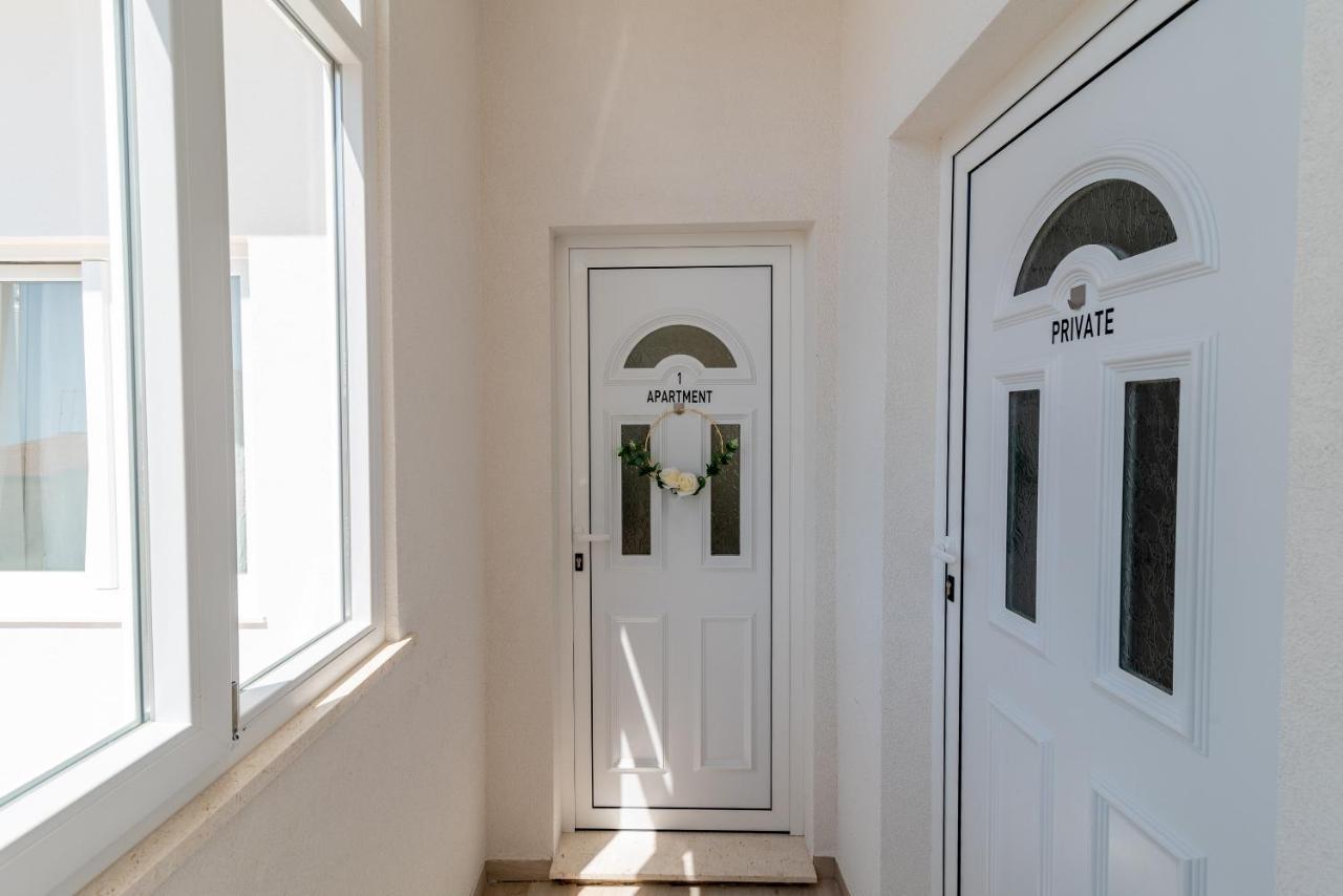 Apartment Roko Трогир Экстерьер фото