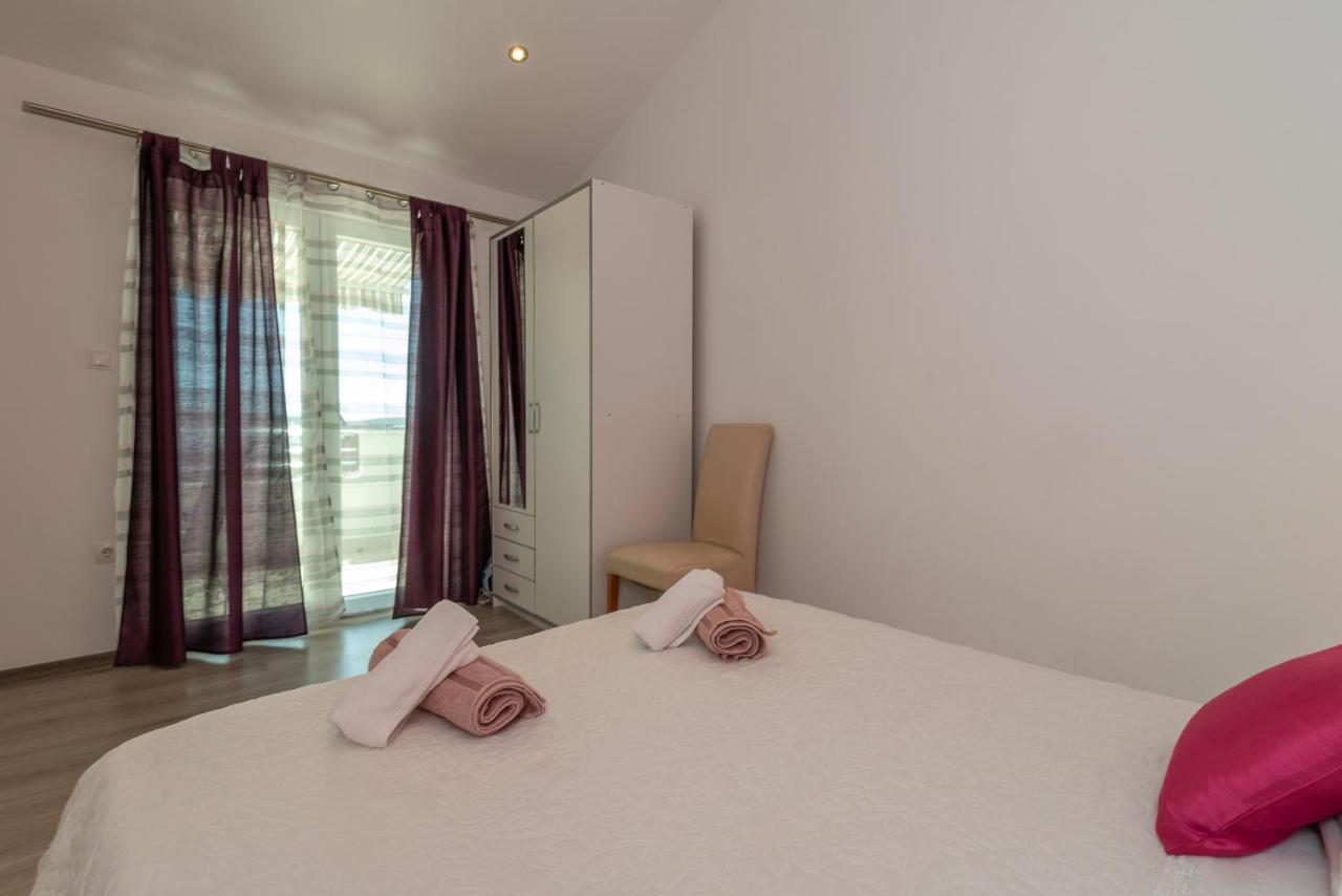 Apartment Roko Трогир Экстерьер фото