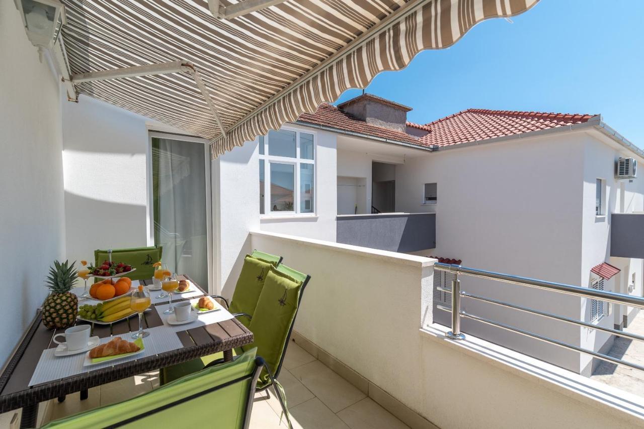 Apartment Roko Трогир Экстерьер фото