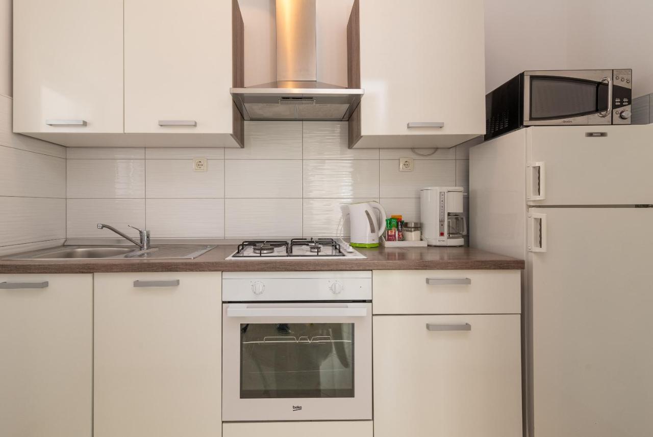 Apartment Roko Трогир Экстерьер фото