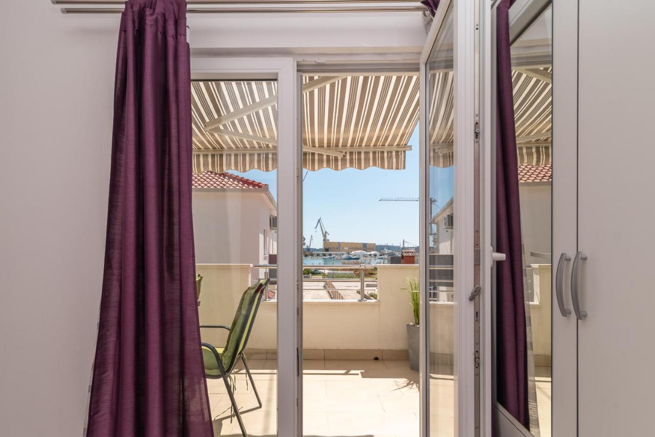Apartment Roko Трогир Экстерьер фото